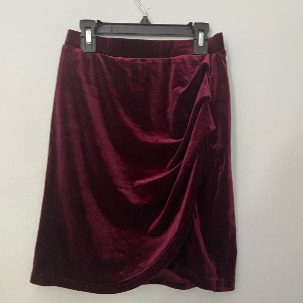 Charlotte Russe skirt🤍